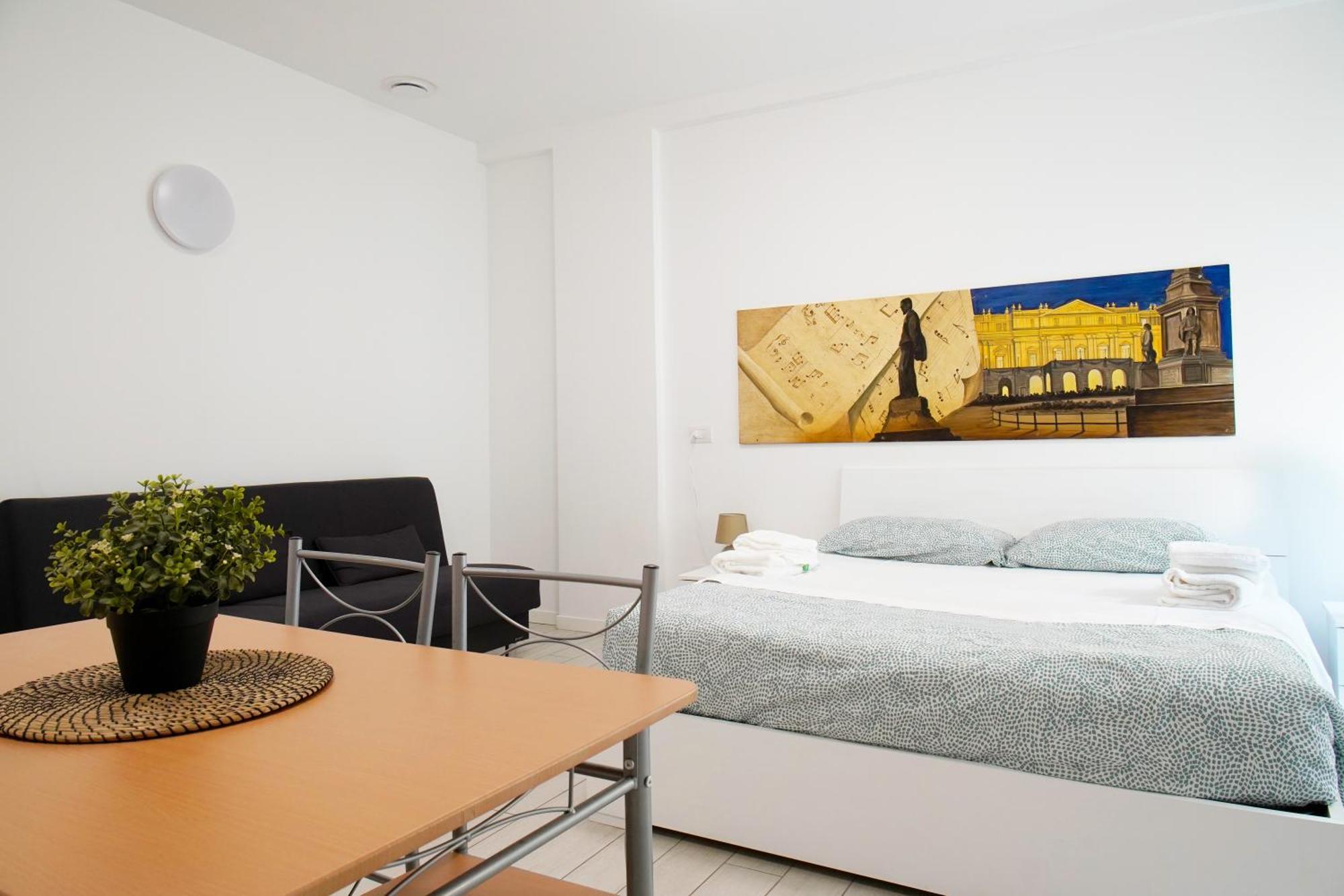 Casa Ideale Tim Appartmanti Moderni Vicina Al Centro Lecco Exterior foto